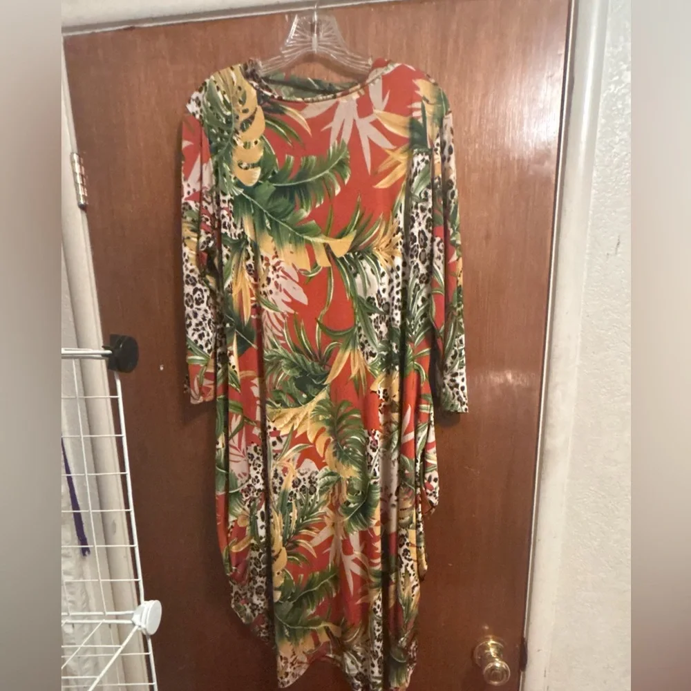 Tropical Print Maxi Dress - Picture 2 of 16
